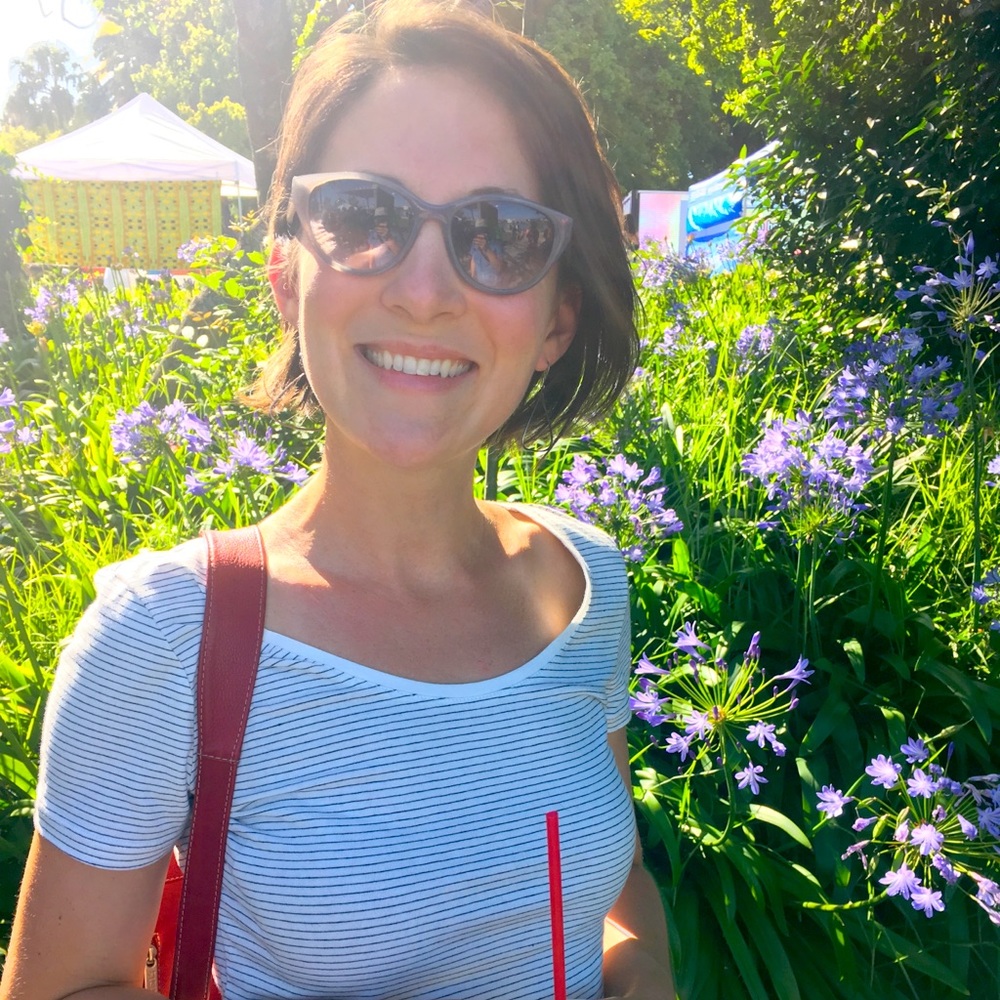 Meet your Posher, Leslie